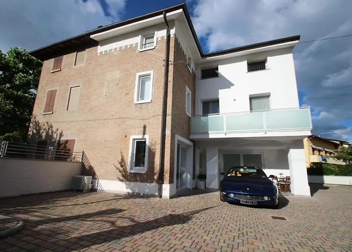 H5-5H Luxury RoomBed and Breakfast